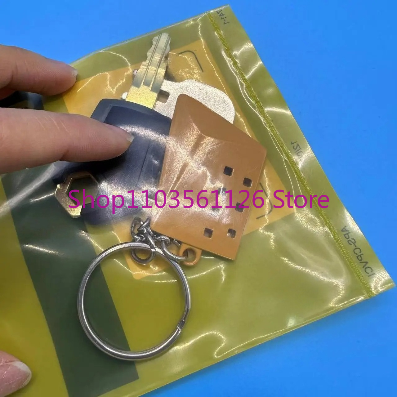 Heavy Equipment Keychain - พวงกุญแจรูปถังขุด 5P8500 8H5306 สำหรับรถขุด เครื่องจักรกลหนัก กุญแจสตาร์ท